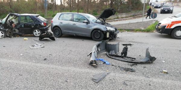 Un telo anti-grandine per le auto: imprenditori di Cassino alla conquista  del mercato - ExtraTv Live